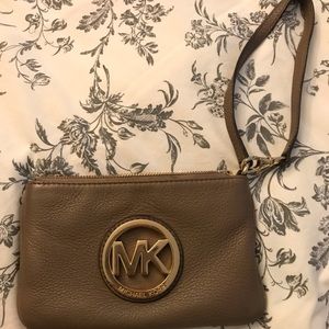 Michael Kors wristlet